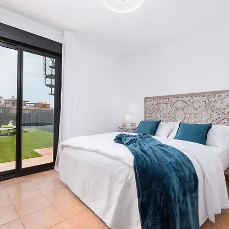 Home2book Charming Casa Tara