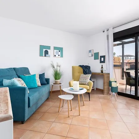 Home2book Charming Casa Tara